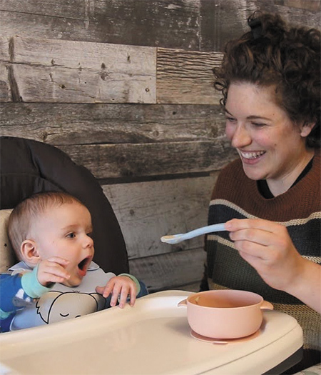 L'introduction de l'alimentation complémentaire chez le bébé : un moment  propice pour poser les bases d'une saine alimentation - ODNQ